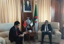 Le ministre de l’Énergie et des Mines reçoit l’ambassadeur de Chine