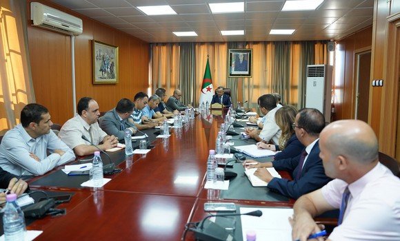 Algérie : lancement d’un projet de fabrication d’un moteur à hydrogène vert