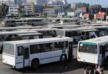 Le président Tebboune ordonne le retrait des bus de plus de 25 ans dans un délai maximal de trois mois