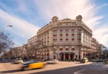 L’Algérie prévoit de gérer l’hôtel El Palace de Barcelone pendant 30 ans