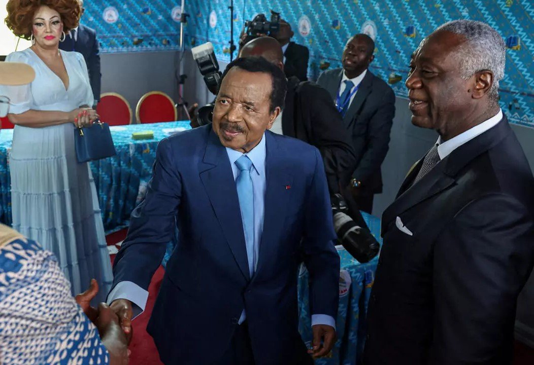 Cameroun : Paul Biya, 92 ans, réélu pour un huitième mandat, l ...