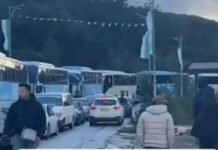 Bus de touristes algériens vers la Tunisie : une nouvelle autorisation à l’origine des blocages aux frontières