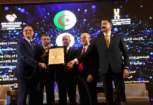 Oran reçoit le « Golden award » de la meilleure destination touristique émergente en Afrique pour l’année 2025