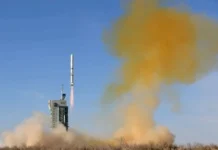 L’Algérie lance un nouveau satellite