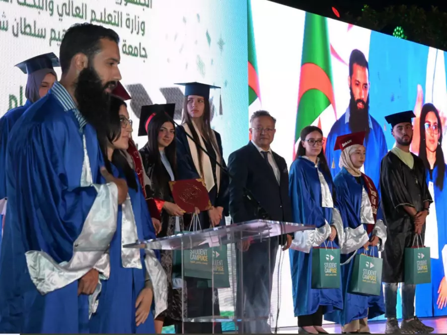 Université d’Alger 3 : Baddari préside une cérémonie de sortie des premières promotions d’étudiants formés en anglais