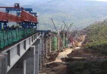 Ligne ferroviaire minière Est : Djellaoui inspecte plusieurs chantiers à Souk Ahras, Guelma et El Tarf