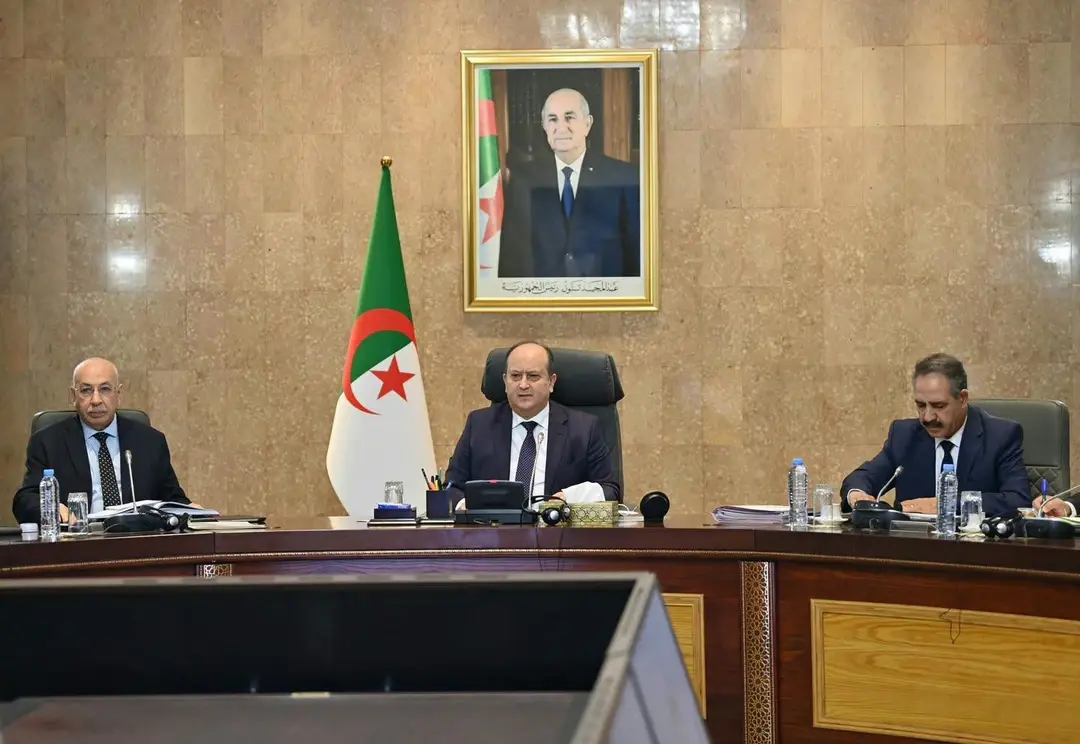 Réunion du gouvernement : réduction des émissions, élections locales et projets ferroviaires à l’ordre du jour