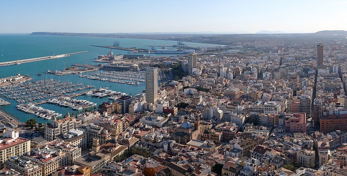 Immobilier en Espagne : les Algériens en tête des acquéreurs étrangers à Alicante