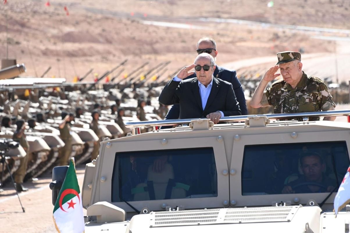 Le président Tebboune décide d’envoyer des unités de l’ANP au Niger