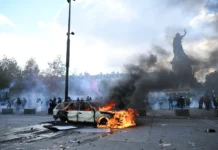 France : des manifestations contre la vie chère dégénèrent en pires émeutes depuis des années
